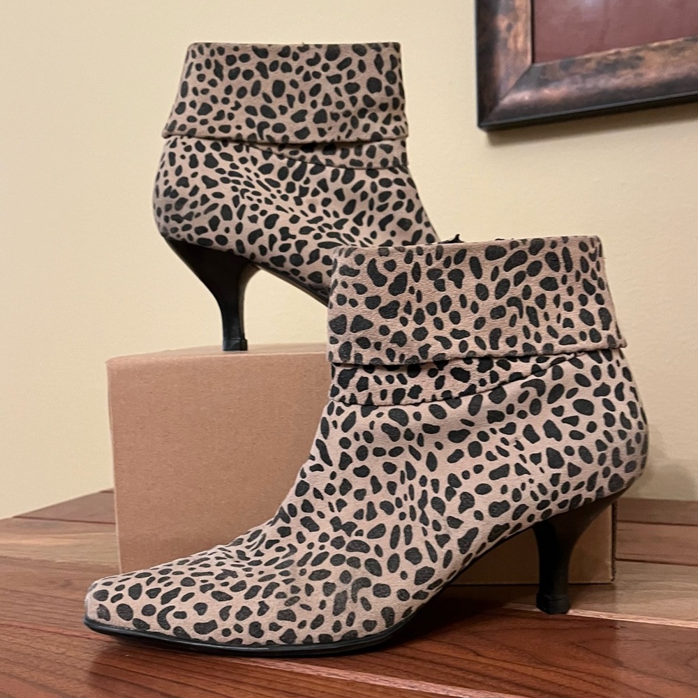 Liz Claiborne Animal Print Booties